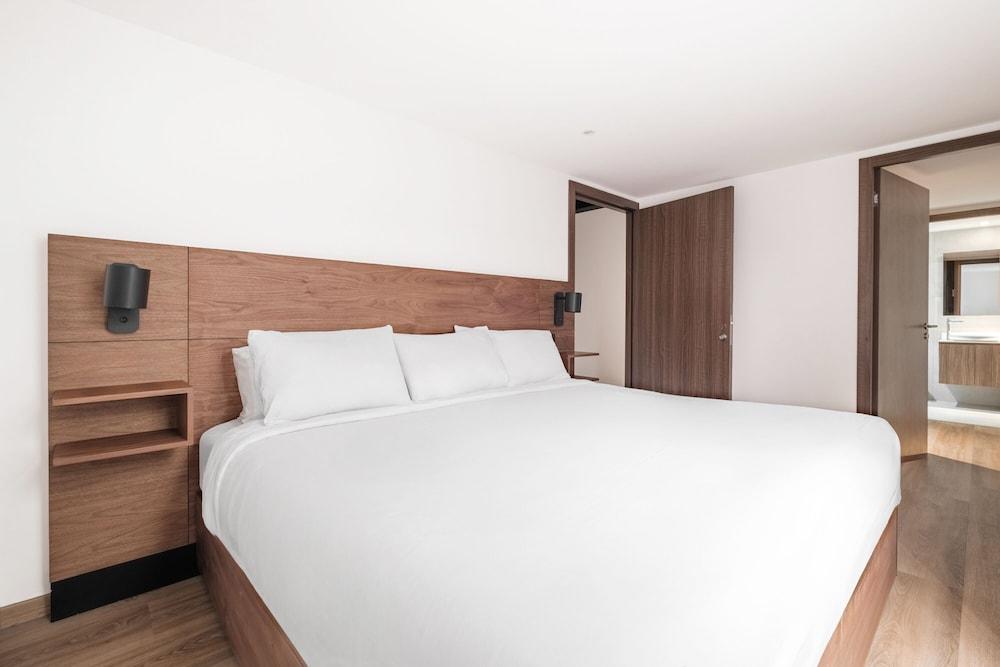 Urban Reforma Mexico City by Lumina