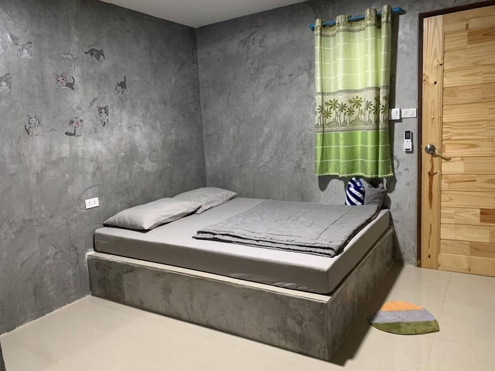 Rakchayanin Resort Koh Larn