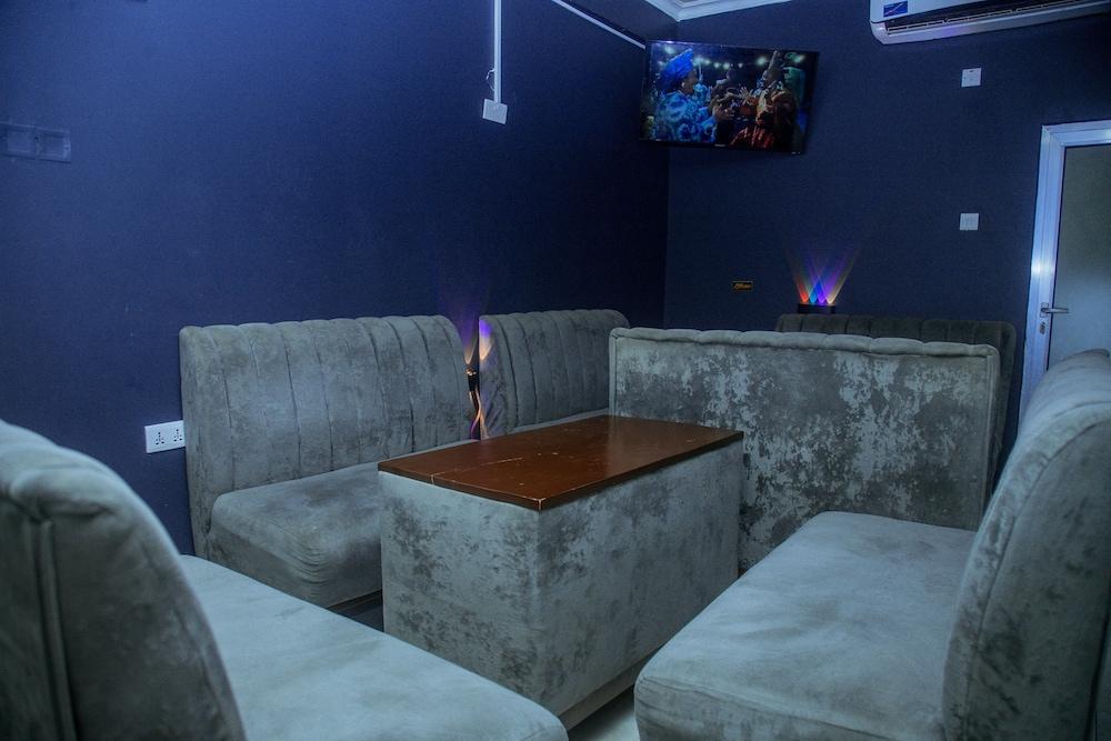 LE GRAND MARIE HOTEL