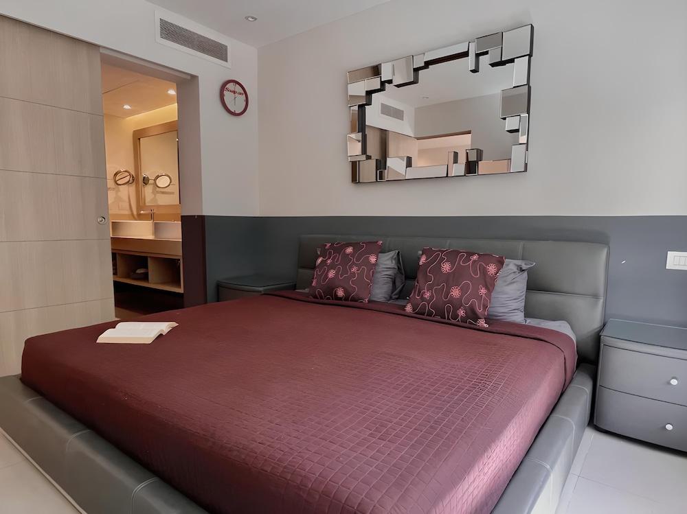 Lorecha Ochoa by Andiani Travel