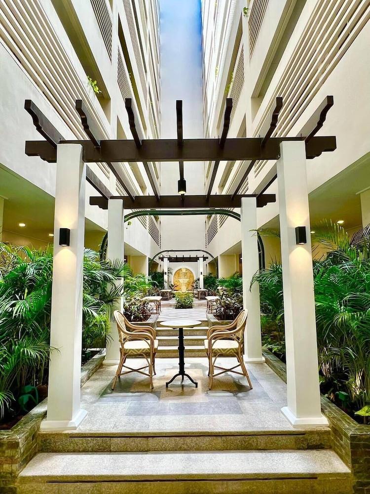 Megaworld Iloilo Condo Unit