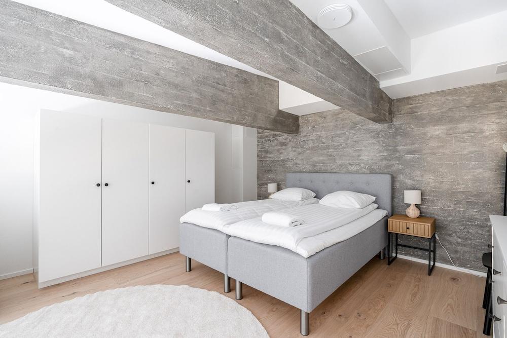 Fabulous & Historical Top Floor Loft in Pyynikki