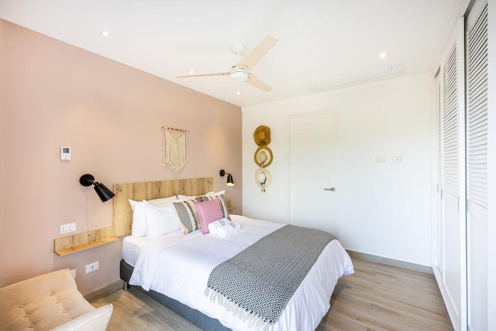 Comfy Love Nest w/ Private Pacific View