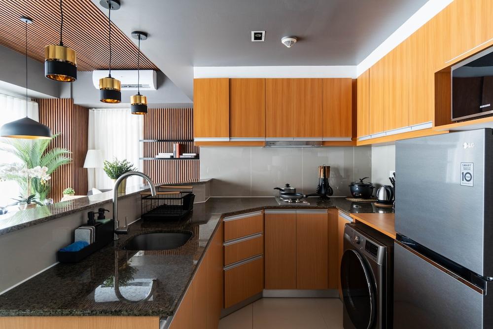 Modern Luxury 1BR in Venice Mckinley