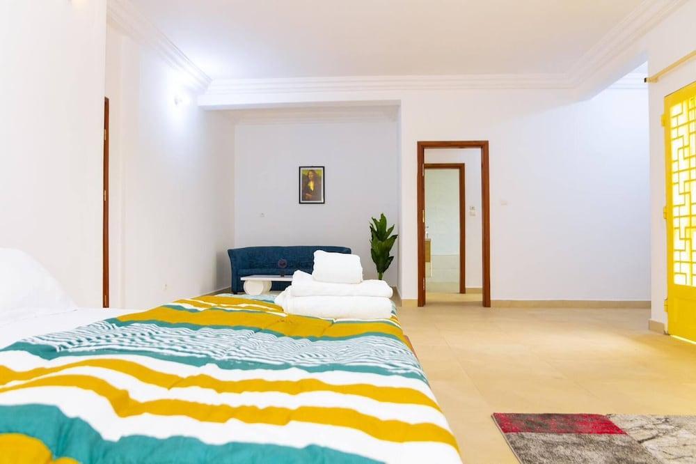 House 5 Mins From the Beach, 15 Mins From the Airport