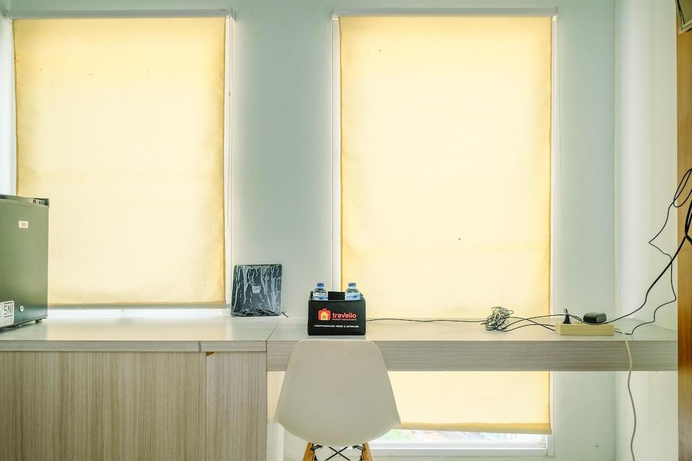 Nice And Cozy Studio Apartment At Patraland Urbano