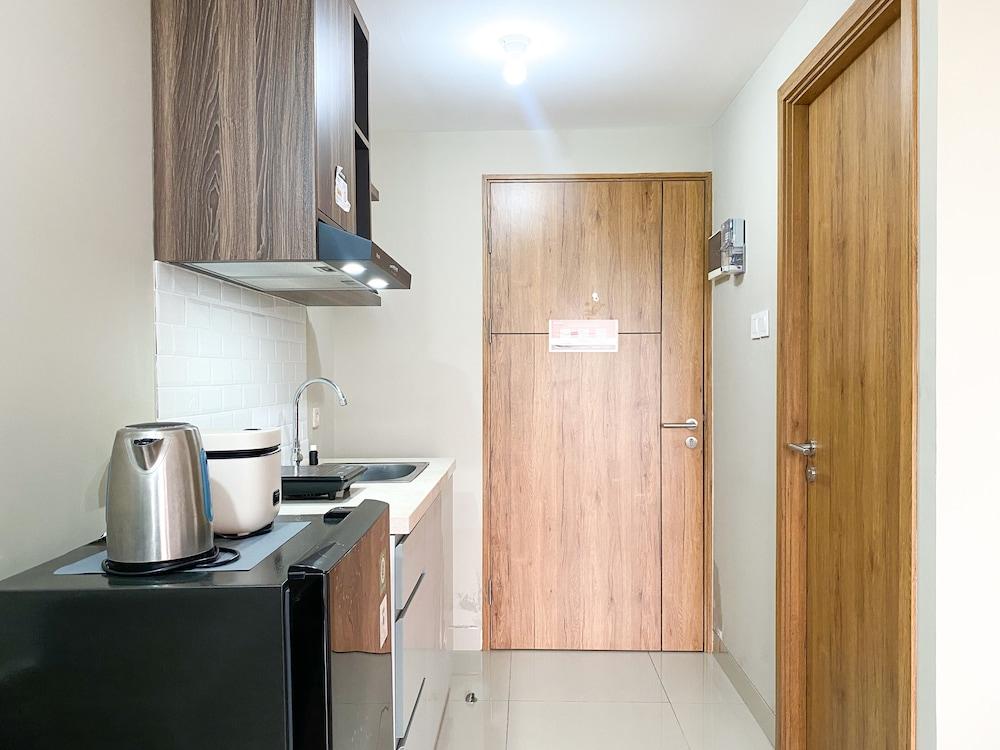 Good Choice Studio LRT City Jatibening Apartment