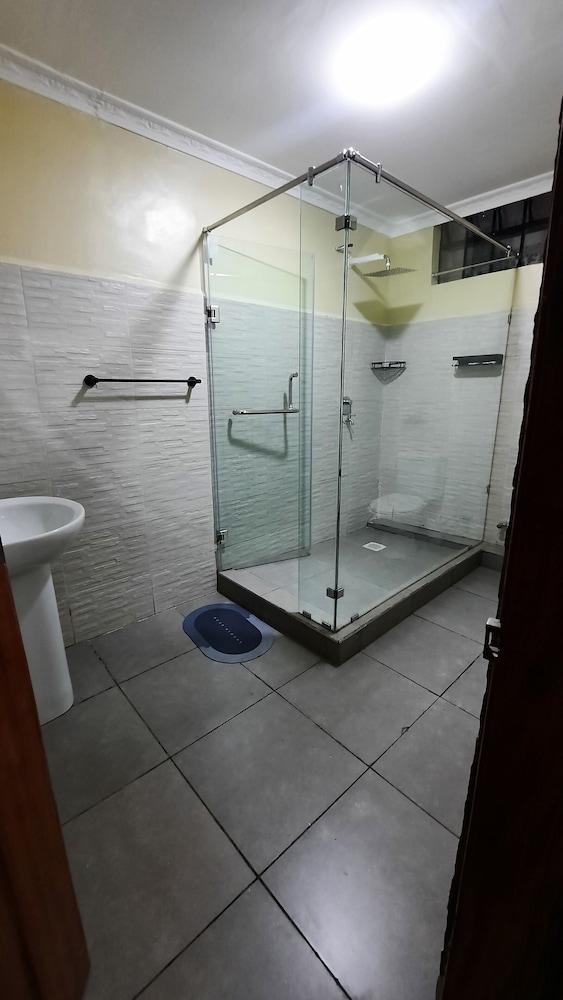 TripleTwo Loresho Inn