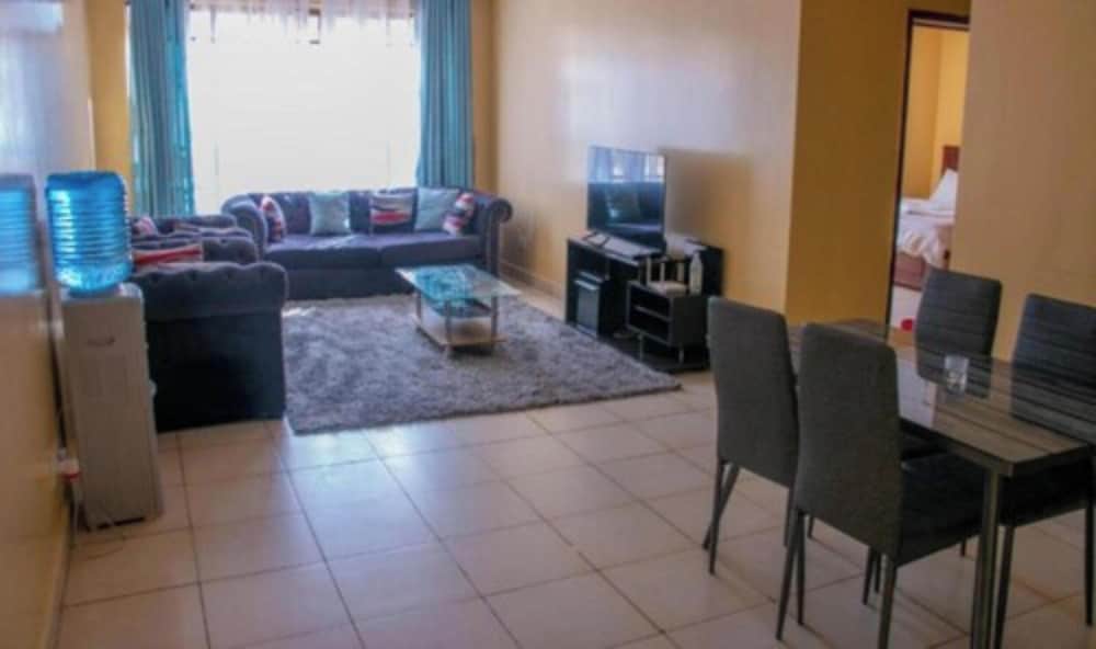 Honey Dew Greatwall Apartments