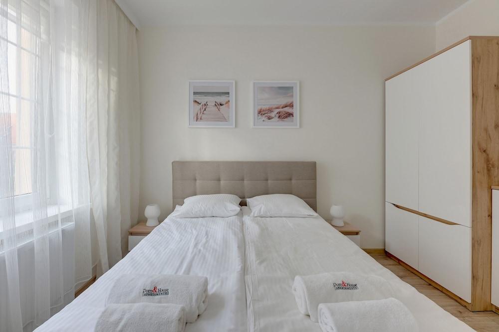 Dom & House - Old Town Straganiarska