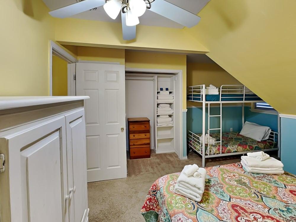 Catch the Wave Unit B