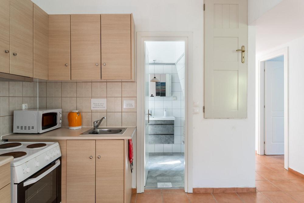 Costa Avithos Mansion