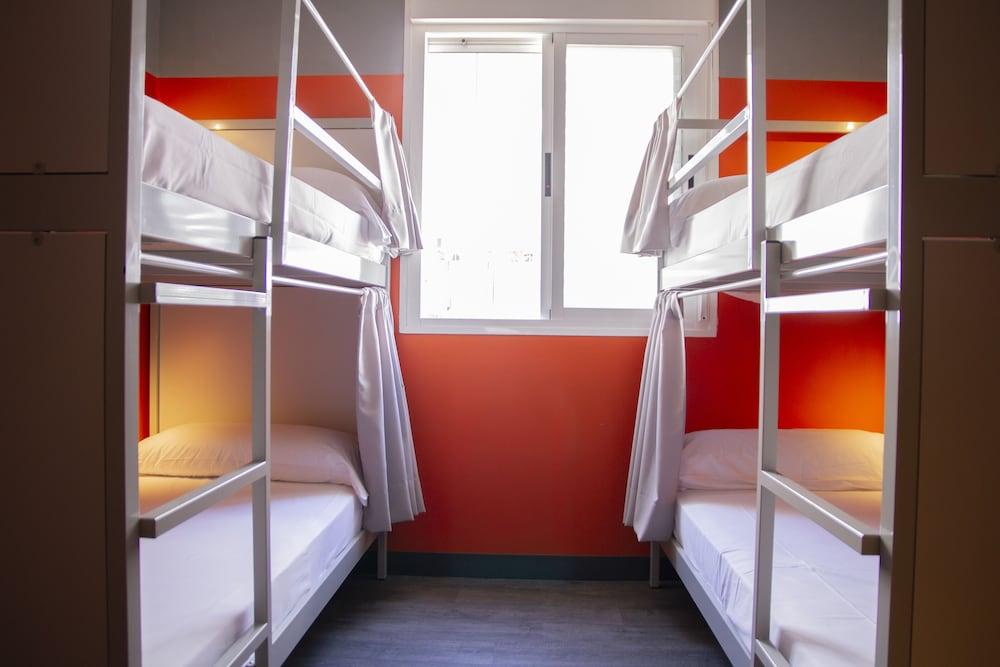 room00 Valencia Hostel