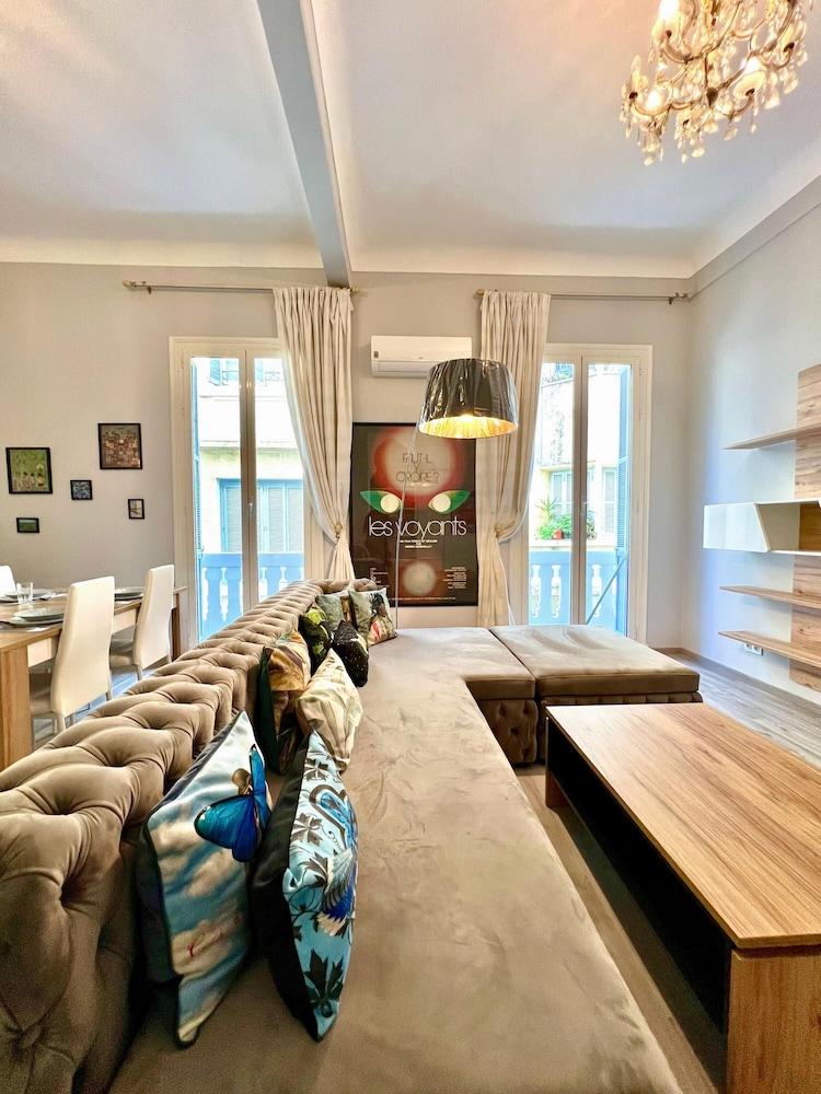 Le Parisien in Tanger