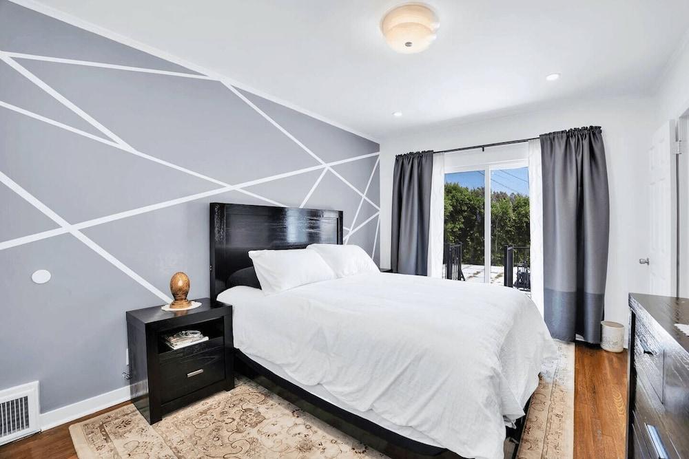 Burnside by Avantstay Modern, Boho, Chic LA Home