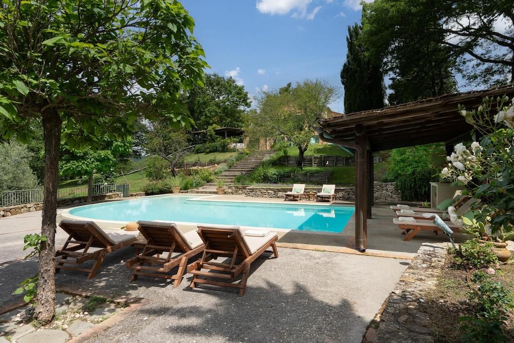 New Casale Volare Stylish Tuscany Farmhouse With House Chef Pool Pet Friendly Thermal Baths