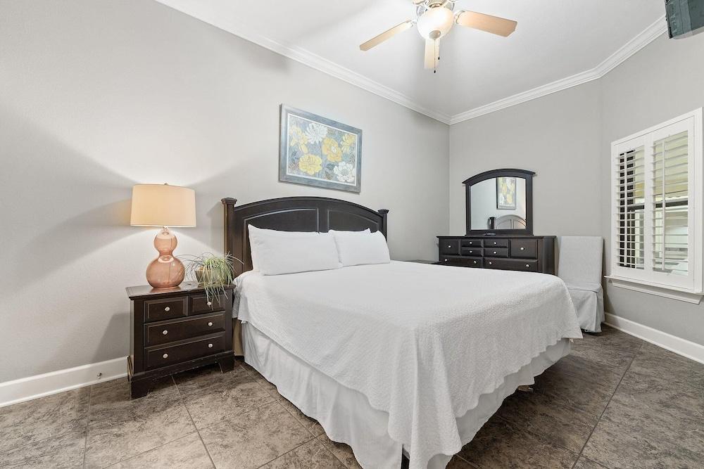 The Oasis at Orange Beach 2006