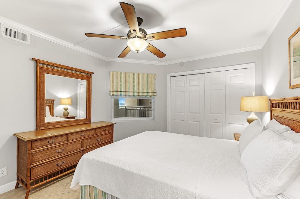 Seaspray East 323- Gulf Front