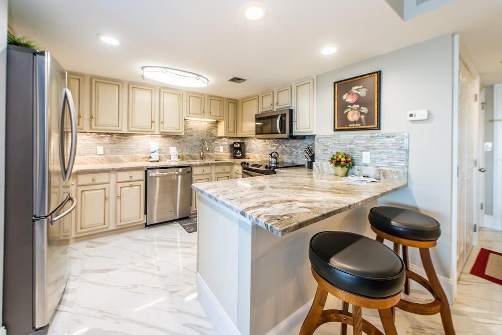 Waterview Towers 202