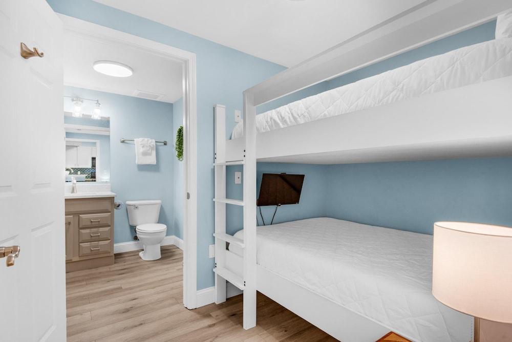 Palms Resort #2811 Jr. 2BR