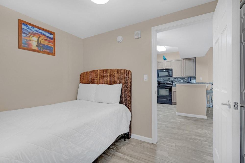 Palms Resort #2713 Jr. 2BR