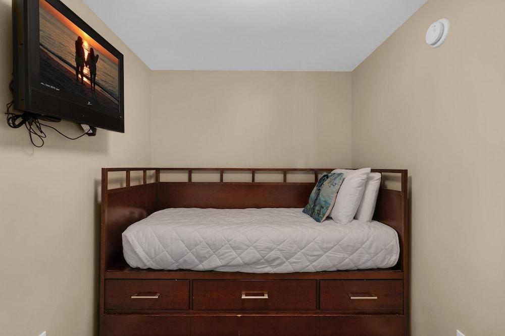 Palms Resort #1814 Jr. 2BR