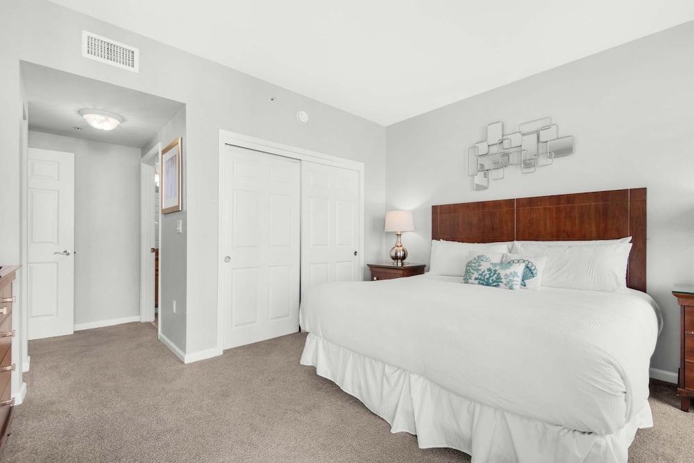 Palms Resort #1505 Jr 2BR