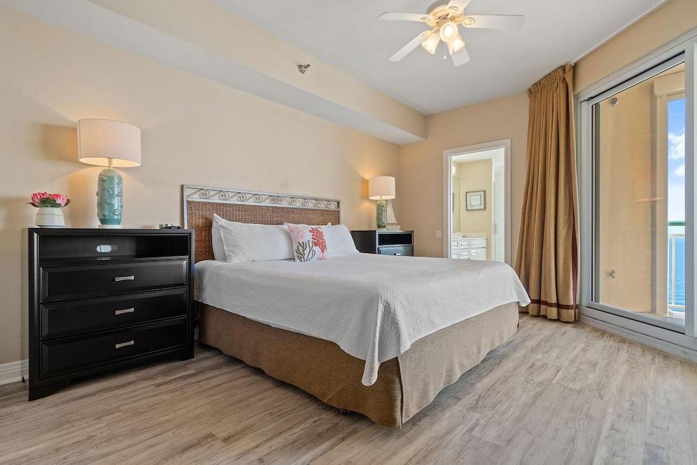 Beach Colony Tower Penthouse 17C