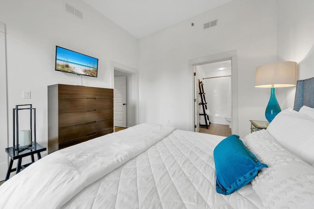 Redfish Village M1222