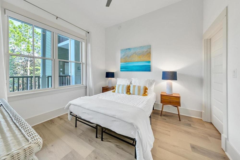 Redfish Village M1222