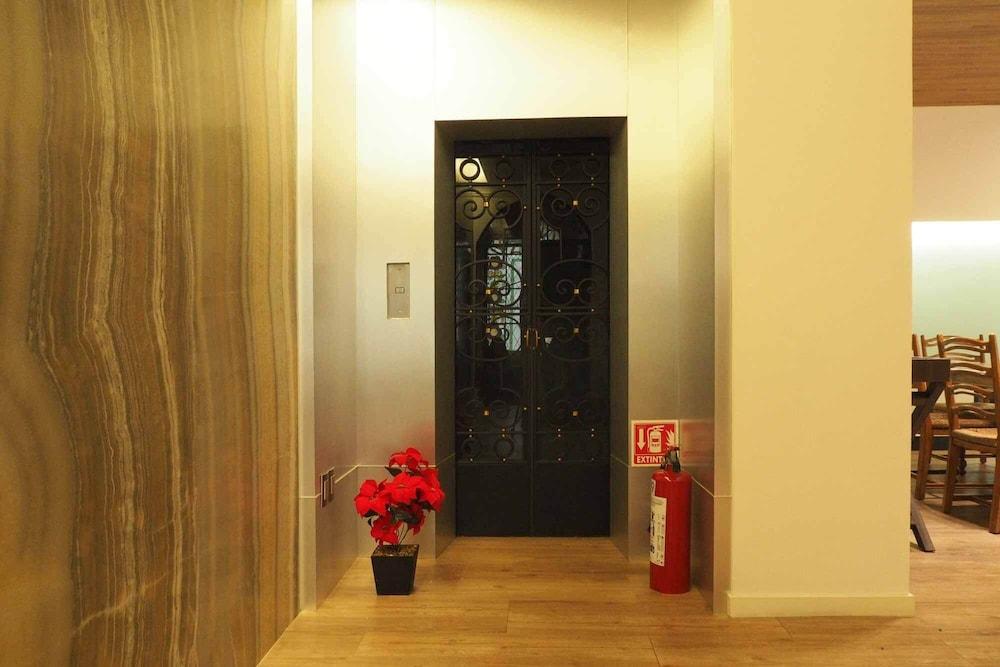 Hamburgo Atelier By The local way