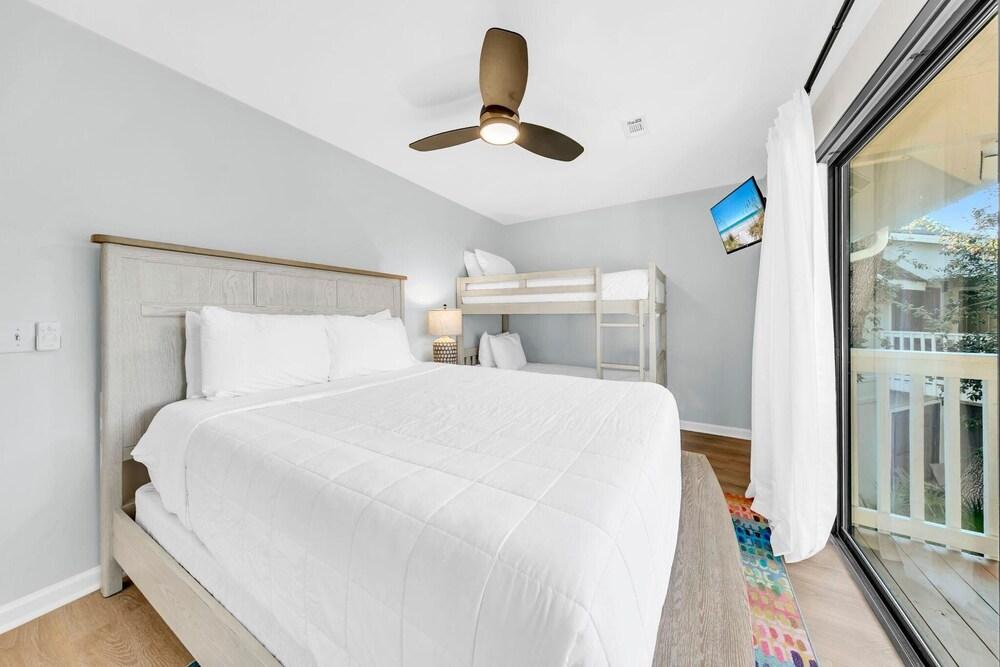 Cassine Gardens 273- Kwitcherbeachin'