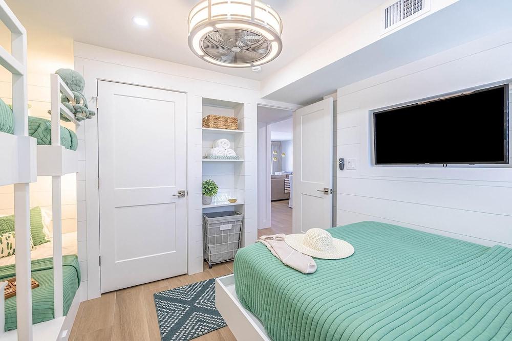 Beach House 301d - Southern Magnolia