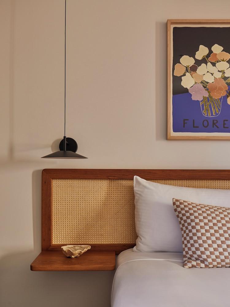 The Clairfield Hotel