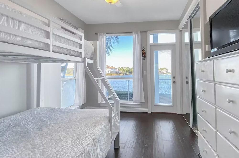 Destiny Beach Villas #11a&b- Beach Oasis