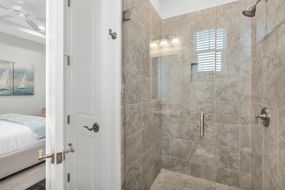 Peace Love & Flip Flops