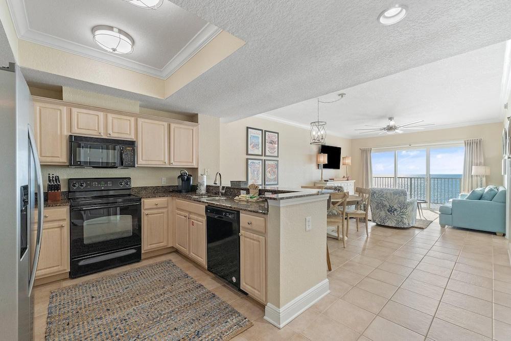 Crystal Shores West 902