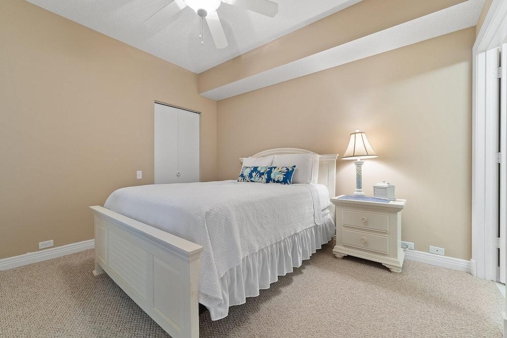 Beach Colony East 6B