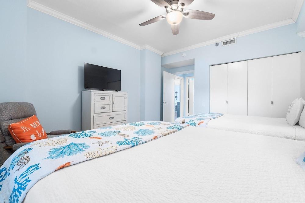 Beach Colony West 1B