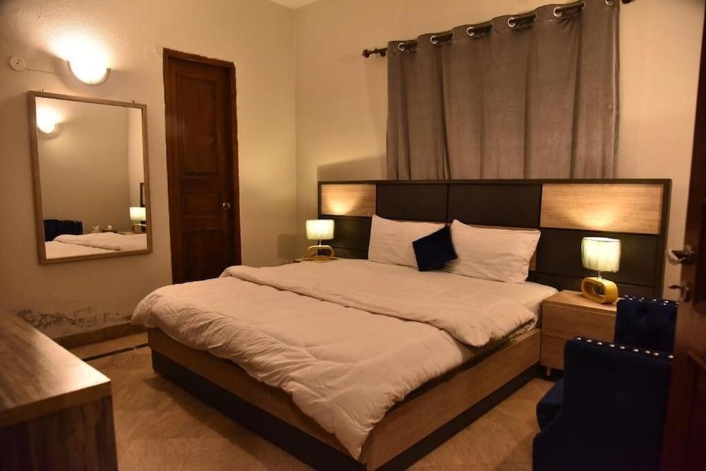 RIFADAH HOTEL MULTAN