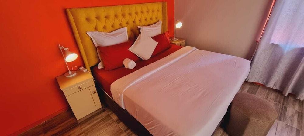 Neo Ruks bnb sleep and Go