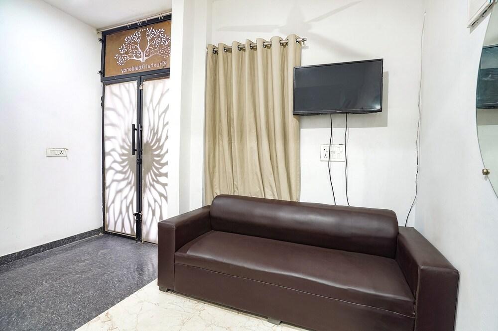 Fabhotel Prime Residency