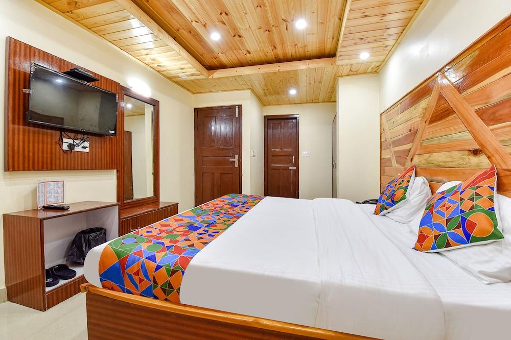 Fabhotel Mayra Grand