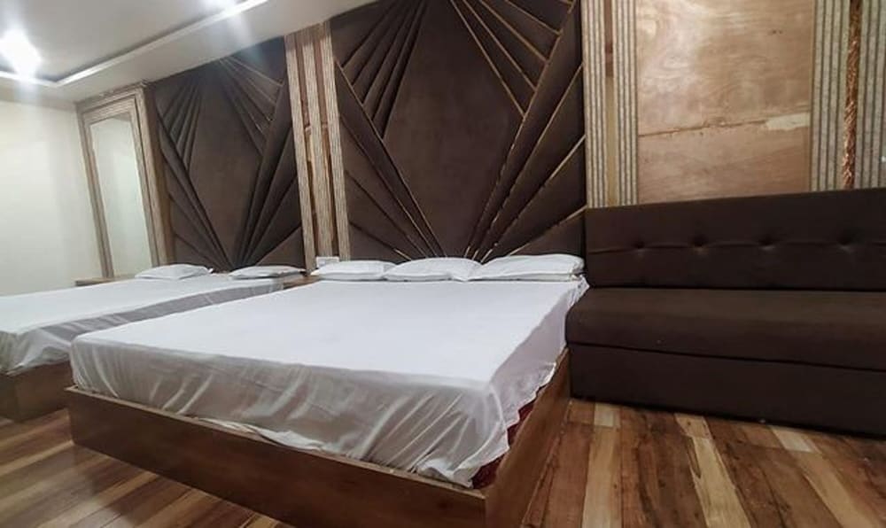 Fabexpress Rudraksh Palace