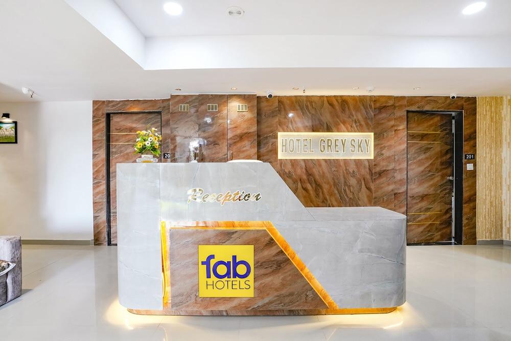 Fabhotel Grey Sky