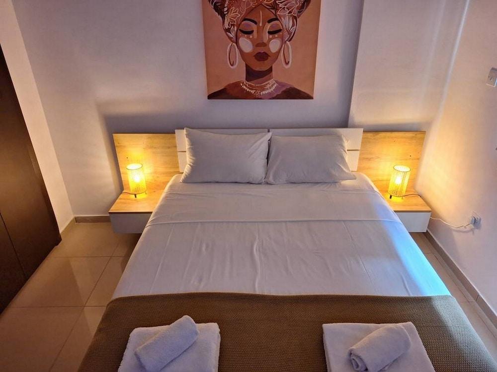 Paramount Gardens Resorts D204