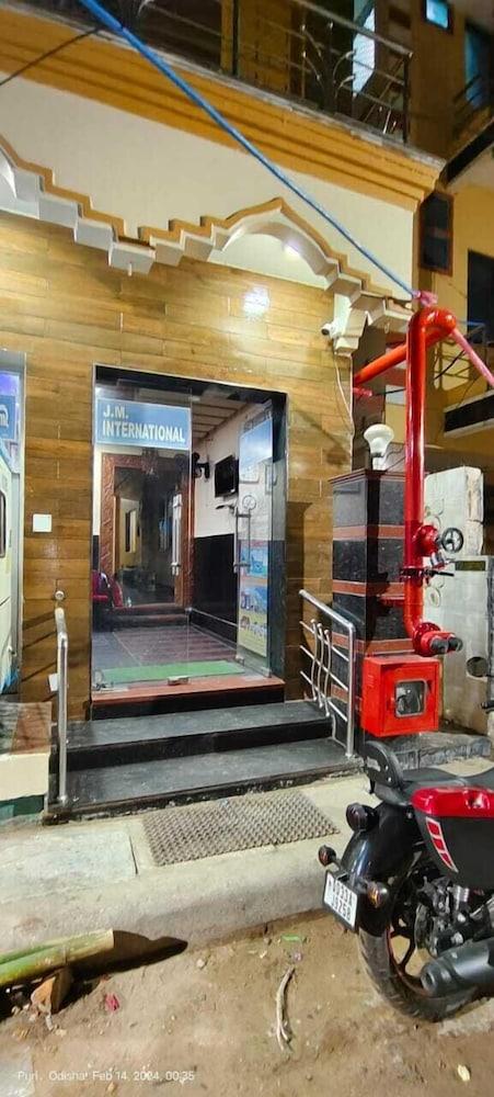 Hotel JM International