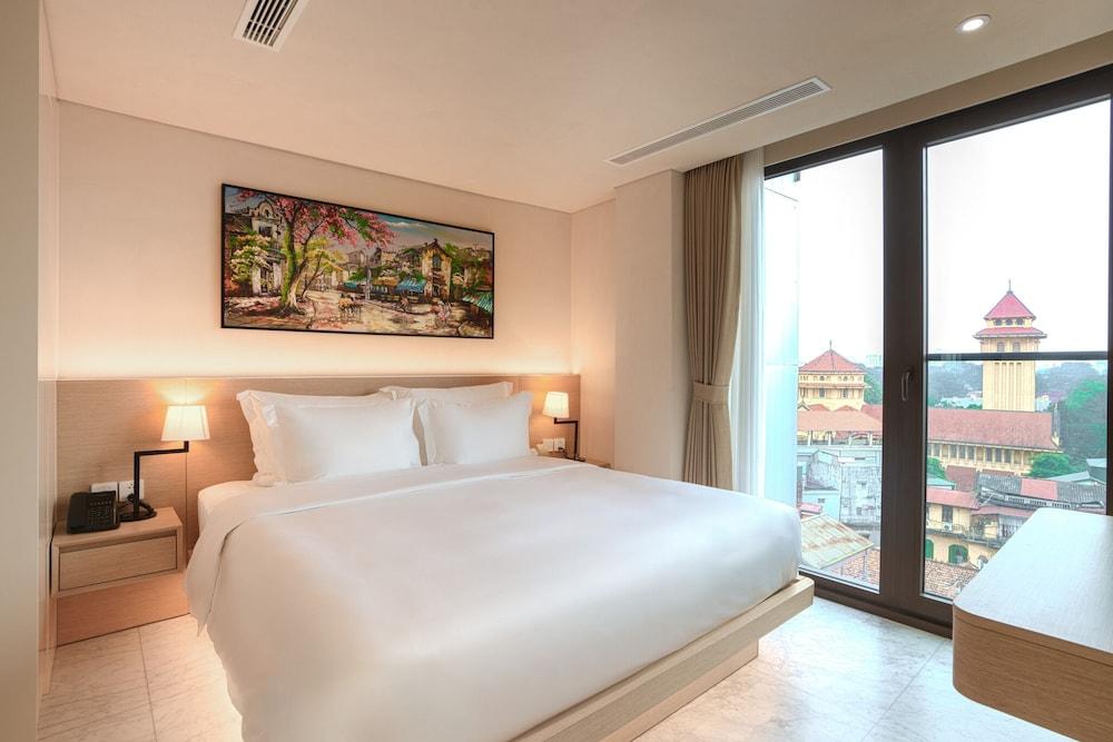 The Five Suites Lilas