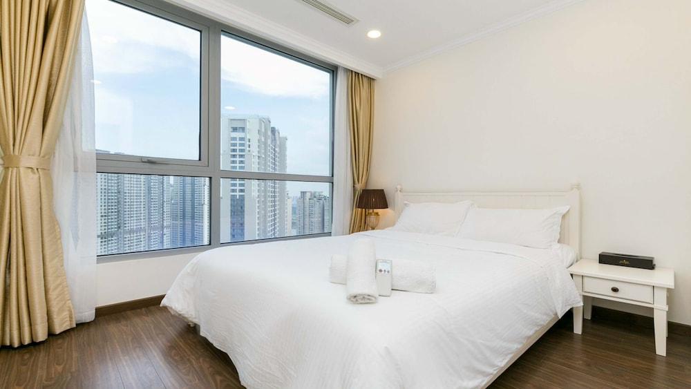 Vinhomes Central Park Riverside Elegance