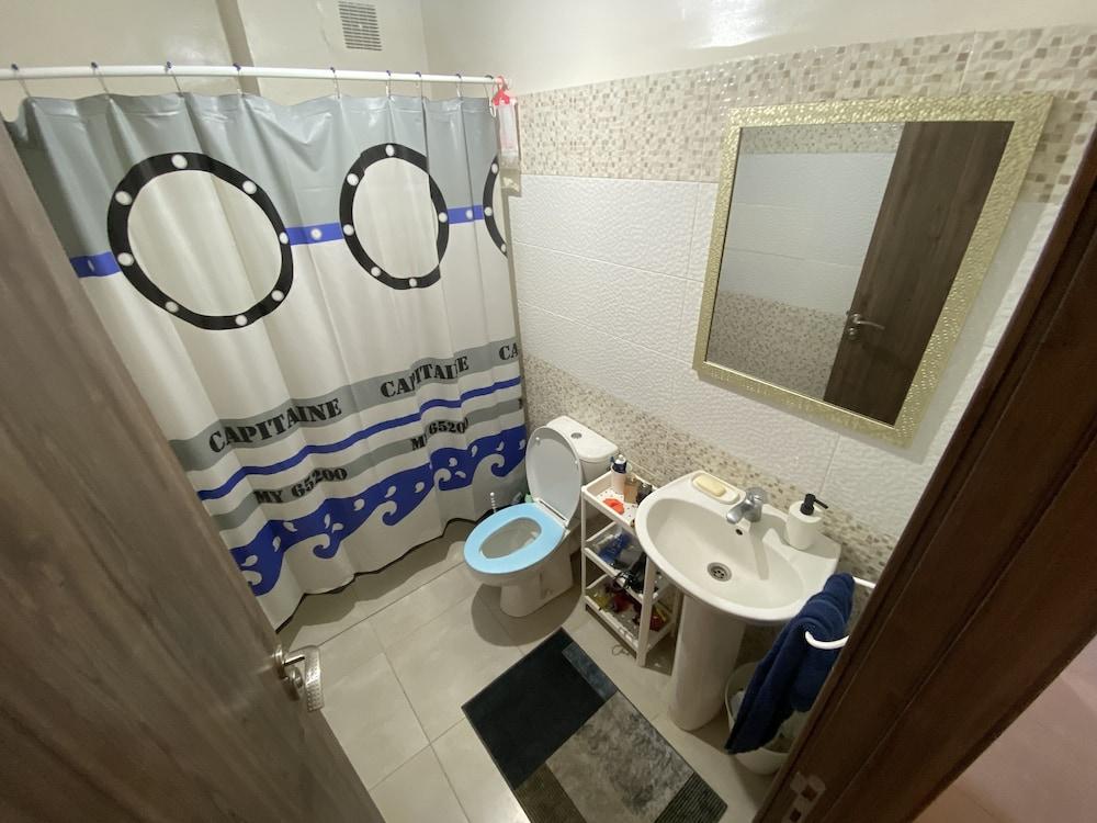 Modern Retreat 5 Minutes from the RAK